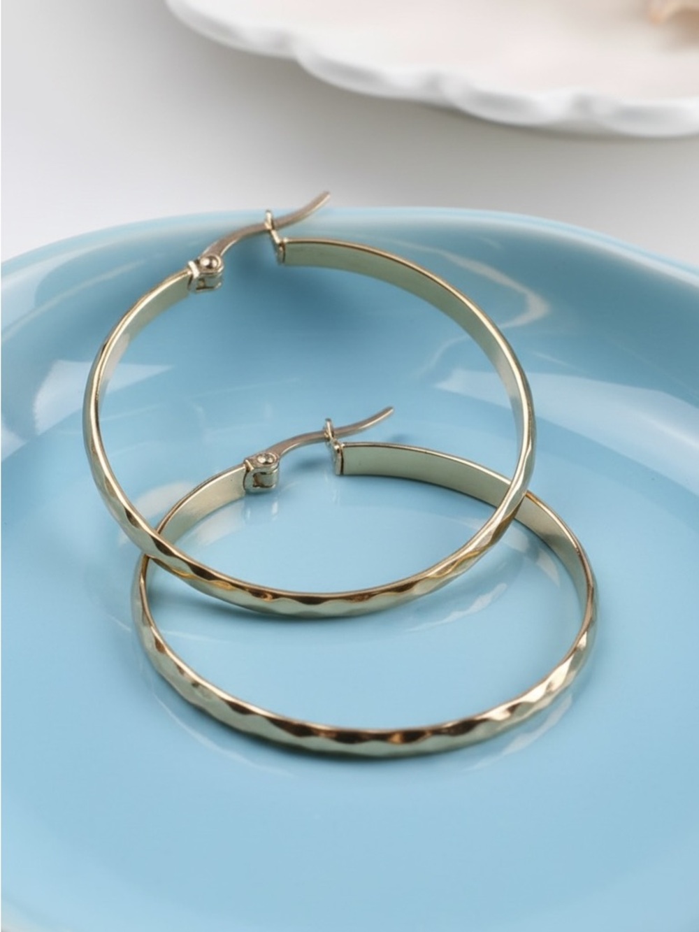 Textured medium sized 14k gold plated hoop earrings. New.